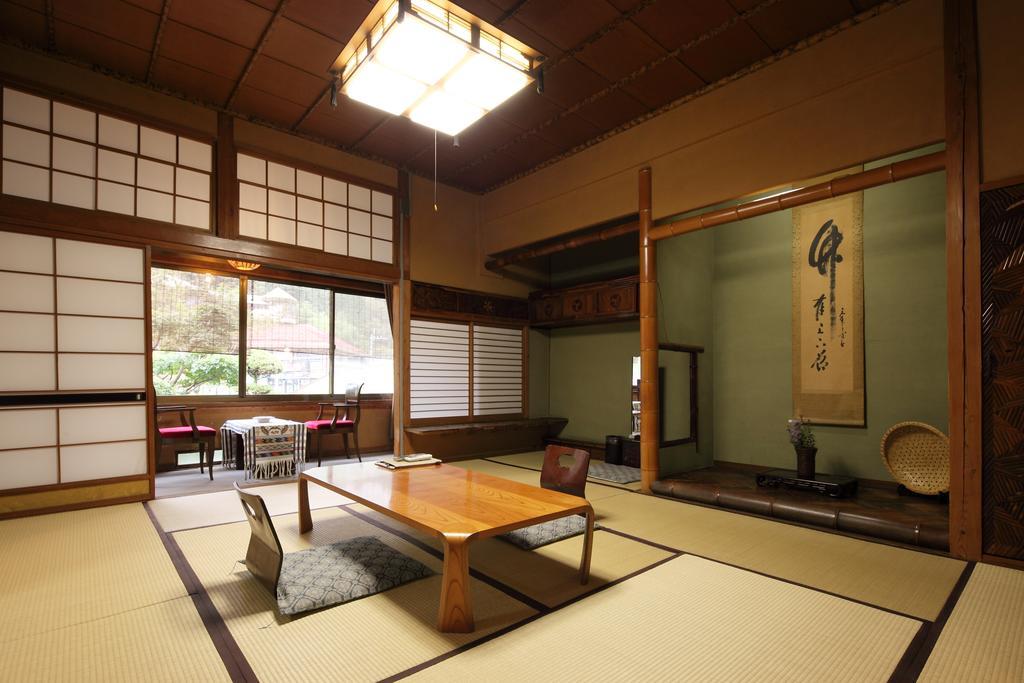 Shimizu Ryokan ยูฟุอิน ภายนอก รูปภาพ
